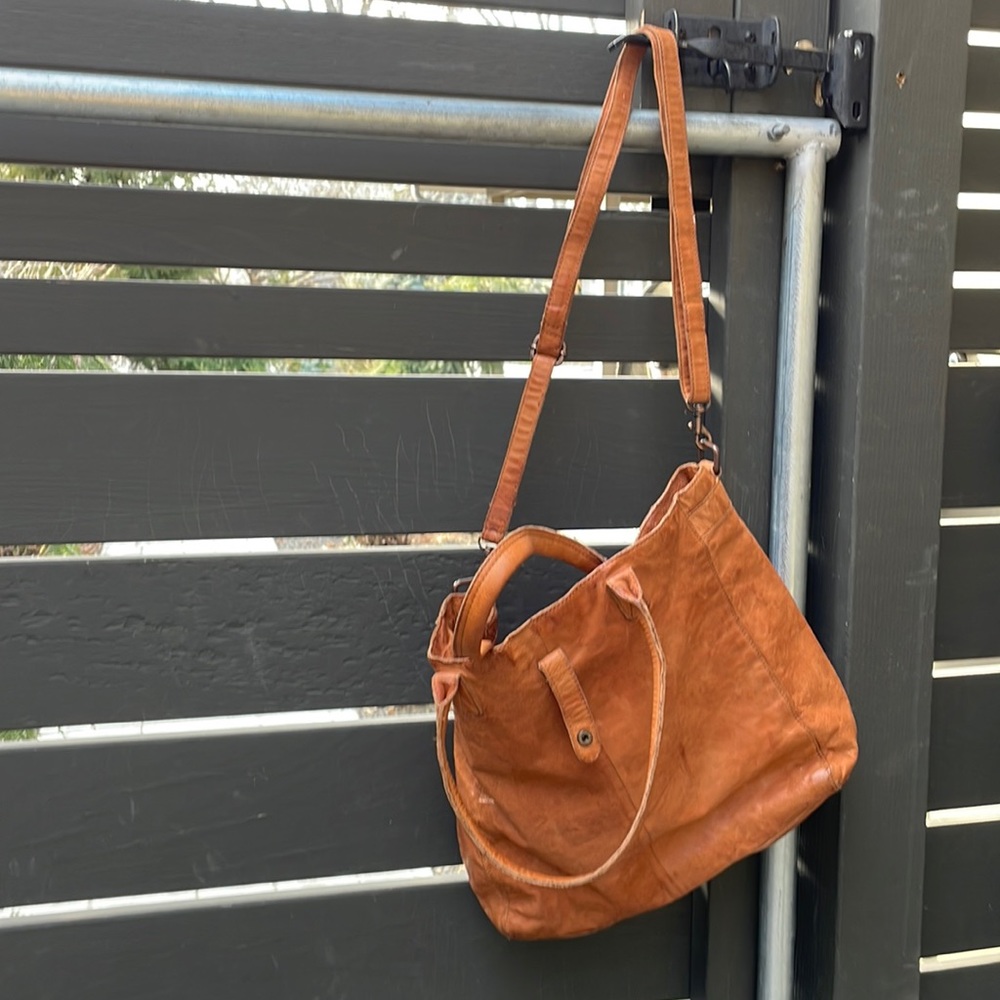 Gorgeous Frye Medium Purse or Crossbody Bag